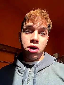 calleaaaa online show from October 2025 09:00:02 AM