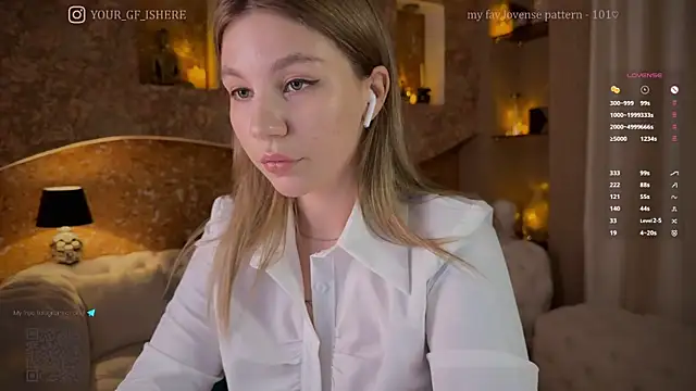 Snapshot of somejgirl chatting on October 2025 01:56:02 PM somejgirl online show from October 2025 01:56:02 PM
