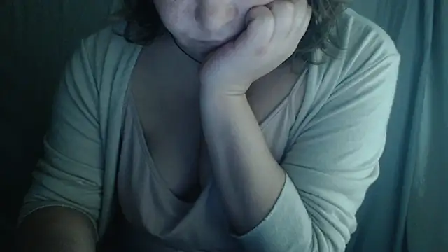 1BECHA1 online show from November 2025 02:11:01 PM