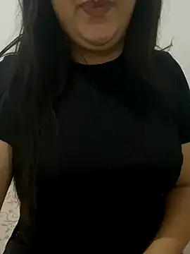 Snapshot of yassminsexy22 chatting on September 2025 06:03:01 PM yassminsexy22 online show from September 2025 06:03:01 PM