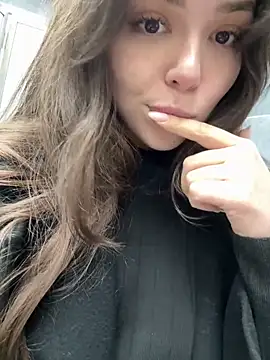 pantyless online show from April 2026 11:34:02 PM