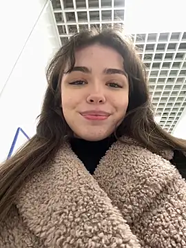 pantyless online show from February 2026 11:48:02 PM