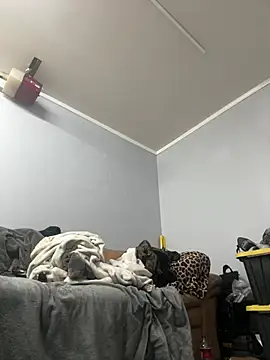 UtopianMisfit1 online show from April 2026 09:44:01 AM