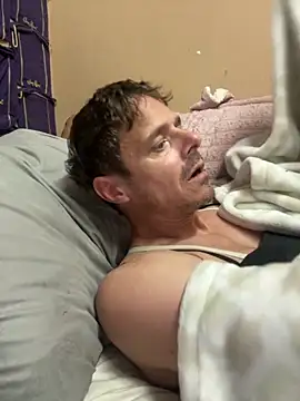 UtopianMisfit1 online show from March 2026 02:08:01 AM