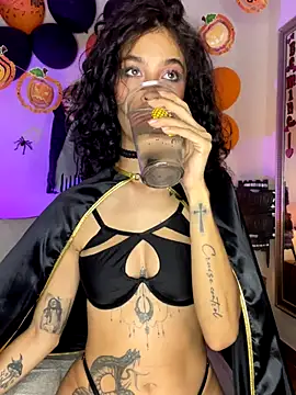 MarianaSnake online show from October 2025 03:03:01 AM