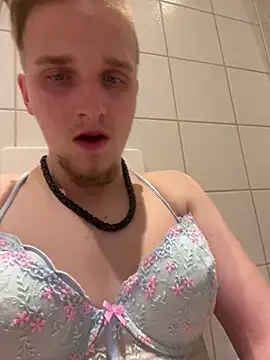 Michaela1222 online show from April 2026 09:13:02 AM