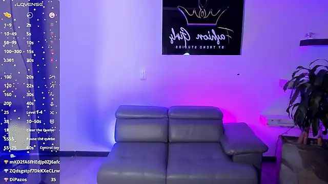 Snapshot of CamilaHarperr_ chatting on February 2025 11:22:02 PM CamilaHarperr online show from February 2025 11:22:02 PM