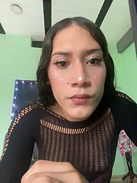 Snapshot of CamilaHarperr_ chatting on November 2025 12:20:02 PM CamilaHarperr online show from November 2025 12:20:02 PM