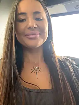Snapshot of beautydiamond chatting on September 2025 09:26:01 AM beautydiamond online show from September 2025 09:26:01 AM