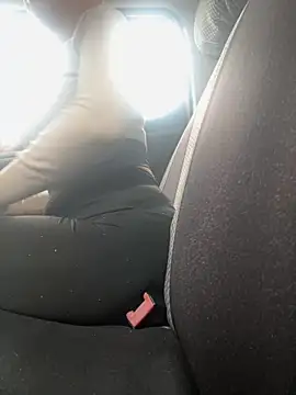 Snapshot of beautydiamond chatting on November 2025 10:19:02 AM beautydiamond online show from November 2025 10:19:02 AM