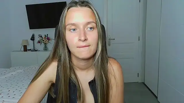 Submissive love online show from October 2025 10:41:02 PM