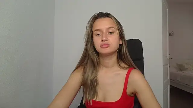 Submissive love online show from October 2025 01:23:01 PM