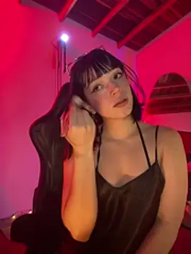 sweeet peach online show from June 2026 06:25:02 AM