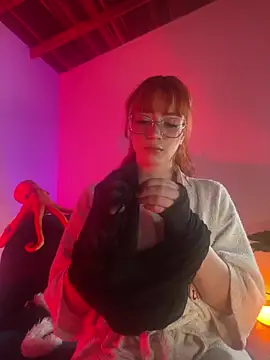 sweeet peach online show from April 2026 04:49:01 AM