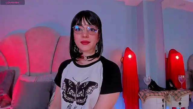 Snapshot of sweeet_peach chatting on October 2025 10:31:02 PM sweeet peach online show from October 2025 10:31:02 PM