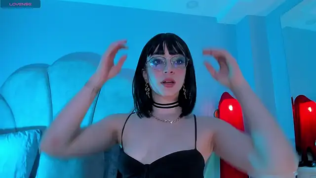 sweeet peach online show from October 2025 10:50:01 PM