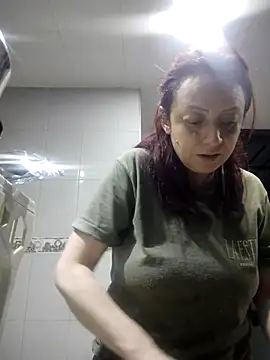 catalinamommyx online show from October 2025 10:54:02 PM