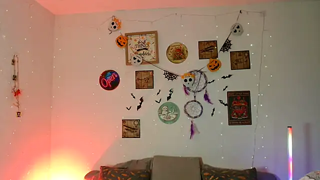 catalinamommyx online show from November 2025 11:09:01 PM