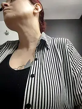 catalinamommyx online show from October 2025 02:32:01 AM