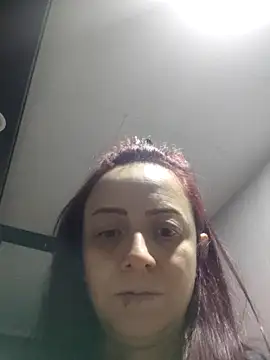 catalinamommyx online show from September 2025 11:15:02 PM