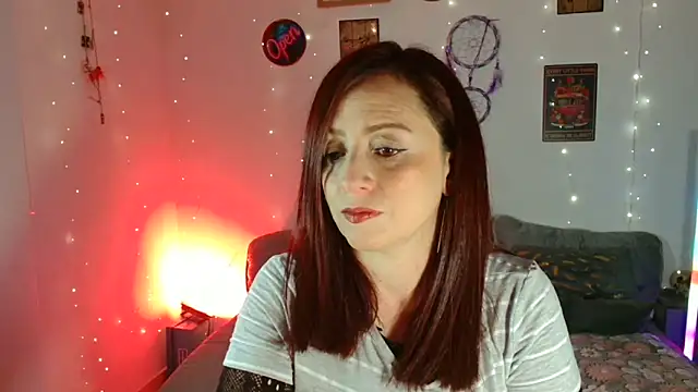 catalinamommyx online show from November 2025 05:12:01 AM