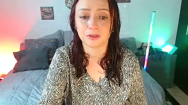 catalinamommyx online show from November 2025 09:04:01 PM