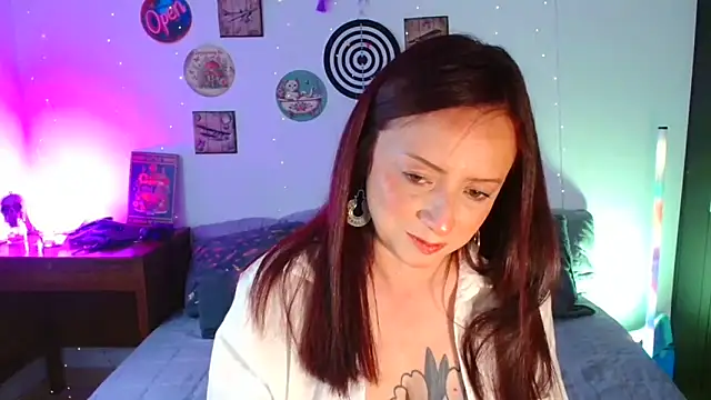 catalinamommyx online show from February 2026 09:38:02 PM