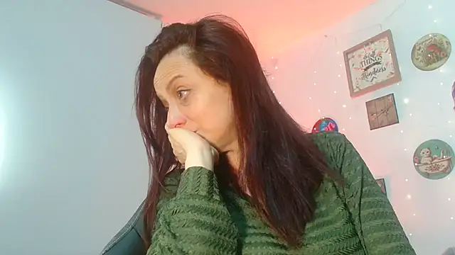 catalinamommyx online show from January 2026 12:58:01 AM