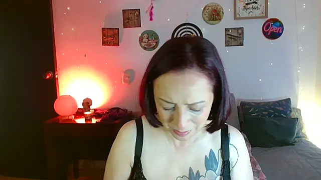 Snapshot of catalinamommyx chatting on July 2026 01:50:02 AM catalinamommyx online show from July 2026 01:50:02 AM