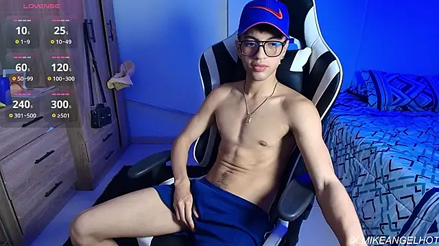 Snapshot of Angelligth chatting on February 2026 03:50:01 AM Angelligth online show from February 2026 03:50:01 AM