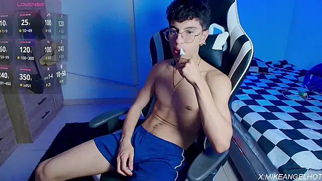 Angelligth online show from March 2026 03:48:01 AM