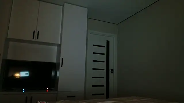 Snapshot of _CattrinaVegas_ chatting on November 2025 07:46:02 PM CattrinaVegas online show from November 2025 07:46:02 PM