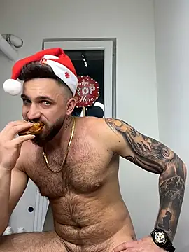 Snapshot of LoveIsBlind_ chatting on December 2024 10:28:01 PM LoveIsBlind online show from December 2024 10:28:01 PM