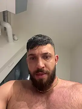 Snapshot of LoveIsBlind_ chatting on January 2025 09:58:01 PM LoveIsBlind online show from January 2025 09:58:01 PM