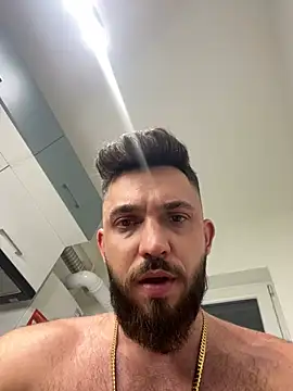 Snapshot of LoveIsBlind_ chatting on December 2024 12:34:01 AM LoveIsBlind online show from December 2024 12:34:01 AM