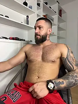 Snapshot of LoveIsBlind_ chatting on September 2025 03:40:01 PM LoveIsBlind online show from September 2025 03:40:01 PM