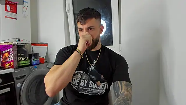 LoveIsBlind  online show from April 2026 07:37:01 PM