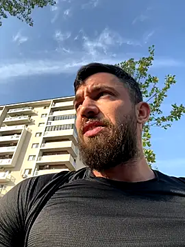 Snapshot of LoveIsBlind_ chatting on September 2025 06:12:01 AM LoveIsBlind online show from September 2025 06:12:01 AM