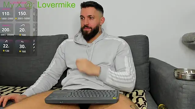 Snapshot of LoveIsBlind_ chatting on November 2025 07:30:01 AM LoveIsBlind online show from November 2025 07:30:01 AM