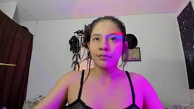 MIAUTENA online show from May 2026 10:36:01 PM