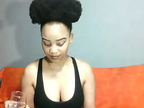 SmallSlut5 online show from November 2025 01:28:01 AM