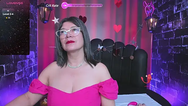 Snapshot of Madame_Jay chatting on February 2025 01:24:01 PM Madame Jay online show from February 2025 01:24:01 PM