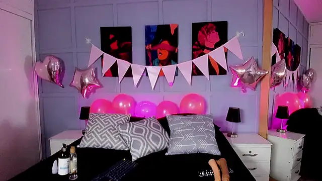 Snapshot of Elizabeth_Santos chatting on October 2025 07:47:01 PM Elizabeth Santos online show from October 2025 07:47:01 PM