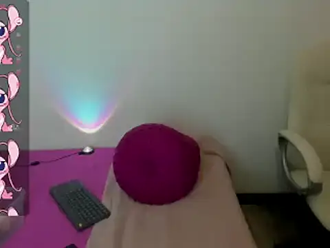 Snapshot of Tesa_cute chatting on March 2025 09:57:01 PM Tesa cute online show from March 2025 09:57:01 PM