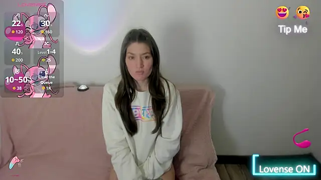 Snapshot of Tesa_cute chatting on October 2025 10:40:02 PM Tesa cute online show from October 2025 10:40:02 PM
