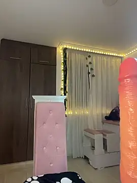 lina pink online show from February 2026 03:06:02 AM