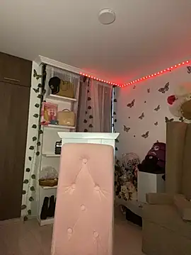 Snapshot of lina_pink chatting on January 2025 10:54:02 PM lina pink online show from January 2025 10:54:02 PM