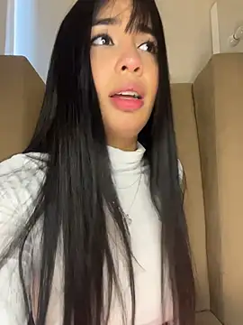 lina pink online show from February 2026 10:05:01 PM