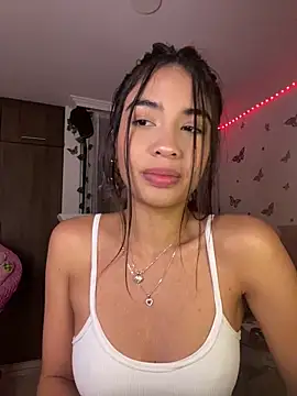 Snapshot of lina_pink chatting on March 2025 02:42:02 AM lina pink online show from March 2025 02:42:02 AM