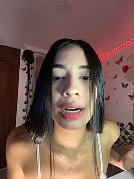 Snapshot of lina_pink chatting on February 2025 09:09:01 PM lina pink online show from February 2025 09:09:01 PM